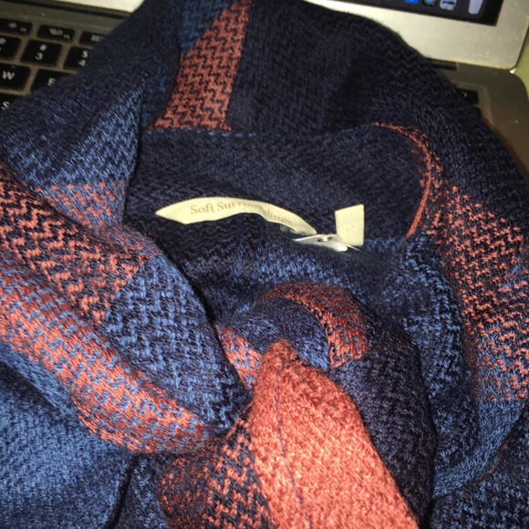 Soft Surroundings sz  Lg Blue & Rust Plaid Shacket with Built in Scarf - Picture 3 of 4